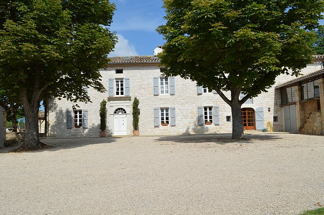 Delightful maison de maitre for sale near Cauuzac-sur-Vère