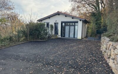 Puygouzon, Maison 2 pièces entièrement rénovée et meublée de 35m² avec terrasse bois sur pilotis