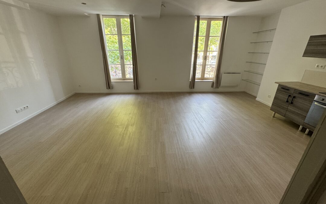Réalmont, Appartement T3 de 73 m², 1er étage