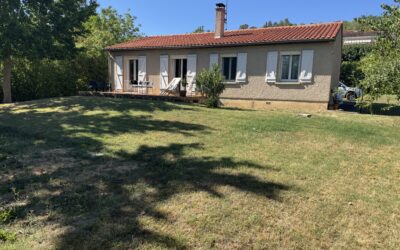 Castelnau de Lévis, Maison de PLAIN-PIED T4 de 92 m² habitables avec jardin et garage sur terrain de 1207 m².