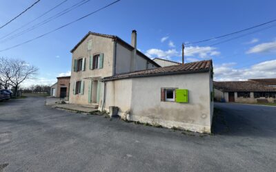 Fauch, Maison T4 Bis de 110 m² avec terrasse et jardin non attenant, place de parking abritée et cave
