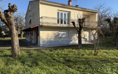 Puygouzon, MAISON T5-T7 de 153 m² habitables sur terrain d&rsquo;environ 1650 m² clos avec garage.