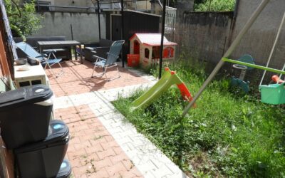 Maison de village T4 DUPLEX : 82 m² habitables avec sortie/terrasse de 53m²