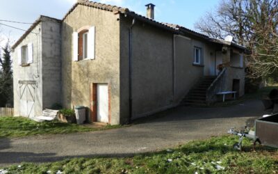 St Antonin de Lacalm, Maison T3 de 82m² sans vis à vis, avec garage et jardin